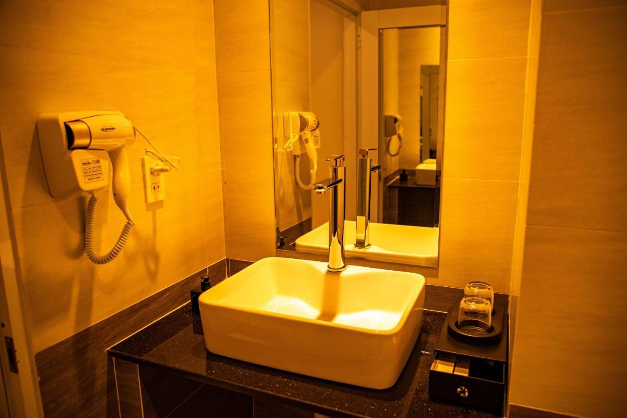 Phuc Hotel Cao Lãnh Екстериор снимка