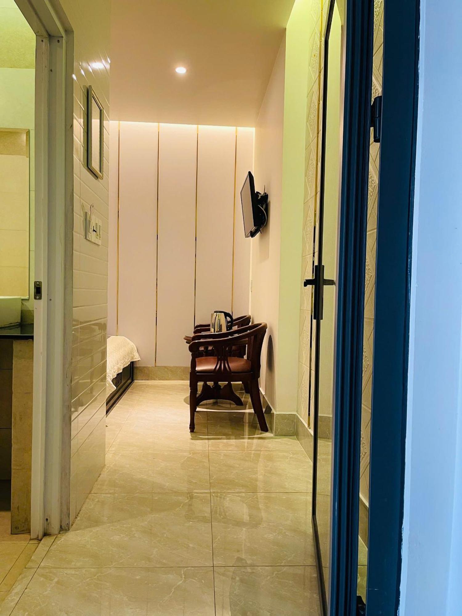 Phuc Hotel Cao Lãnh Екстериор снимка
