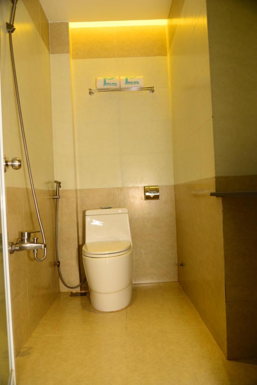 Phuc Hotel Cao Lãnh Екстериор снимка